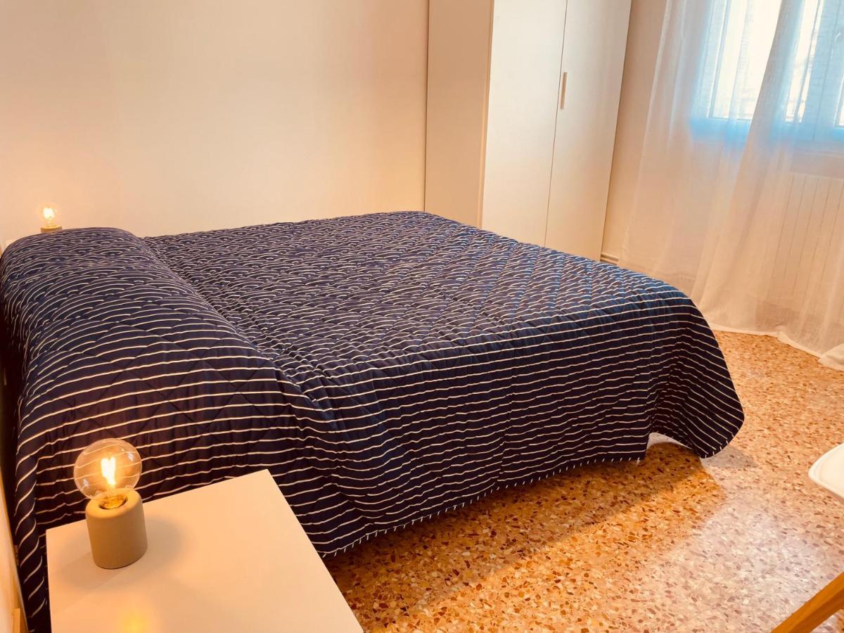 Family Apartment Piazza Milano - Jesolo Eksteriør billede